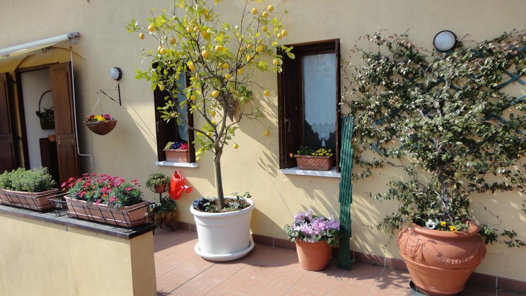 Touristic Apartment "Agata" Sirmione Værelse billede